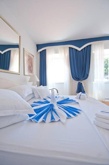 Blue Studio Apartment Next To The Beach Dubrovnik Ngoại thất bức ảnh